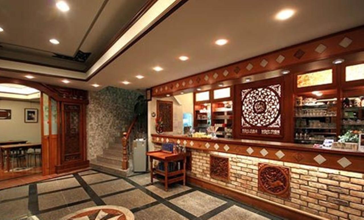 เมาเท้น เฮ้าส์ Bed & Breakfast Shuiyuan ภายนอก รูปภาพ